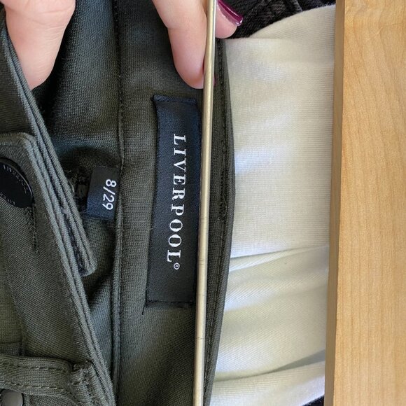 LIVERPOOL Madonna Jegging Pants in Peat Green size 8/29 - Picture 4 of 4